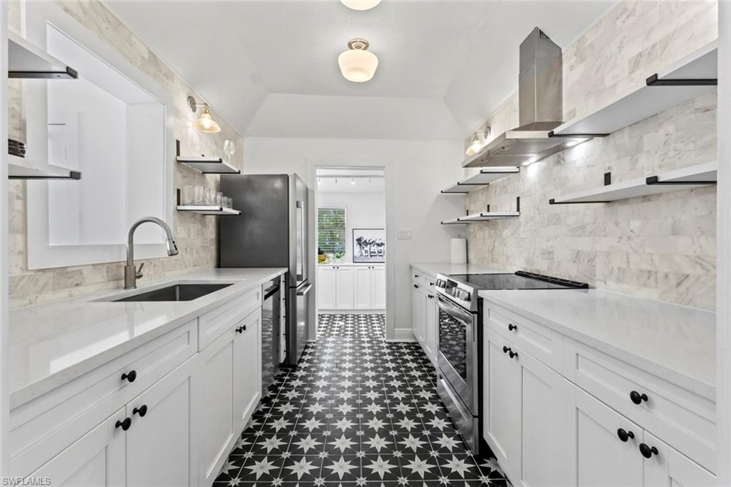 METES AND BOUNDS - Residential