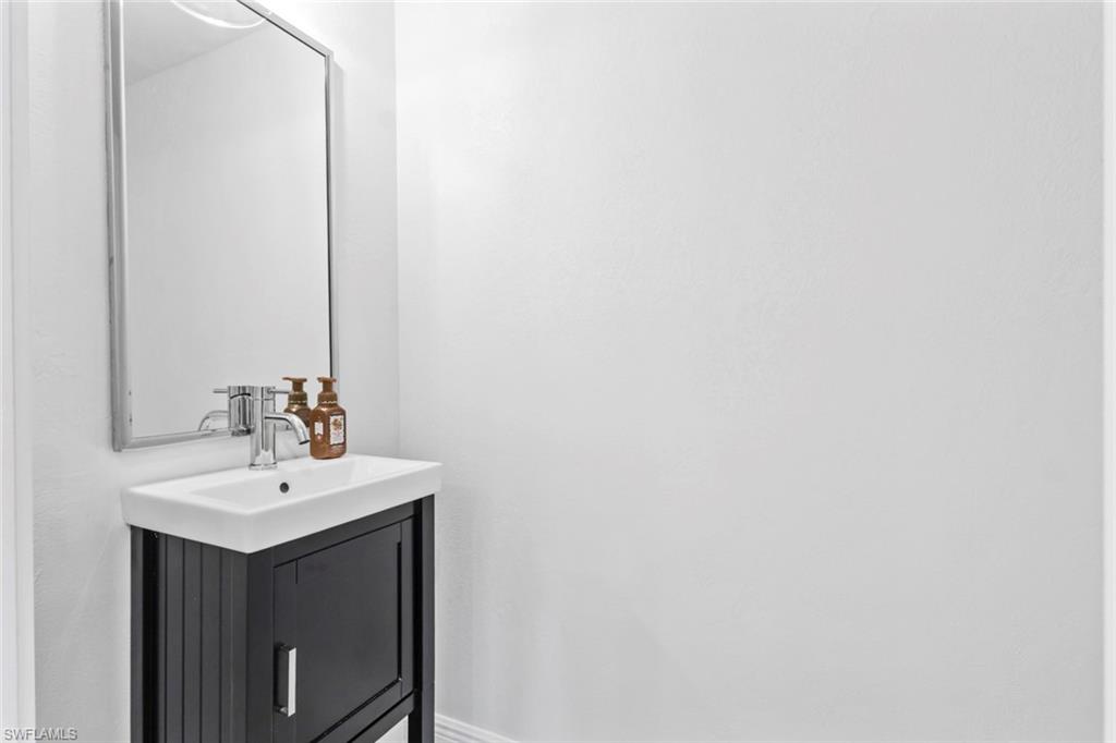 METES AND BOUNDS - Residential