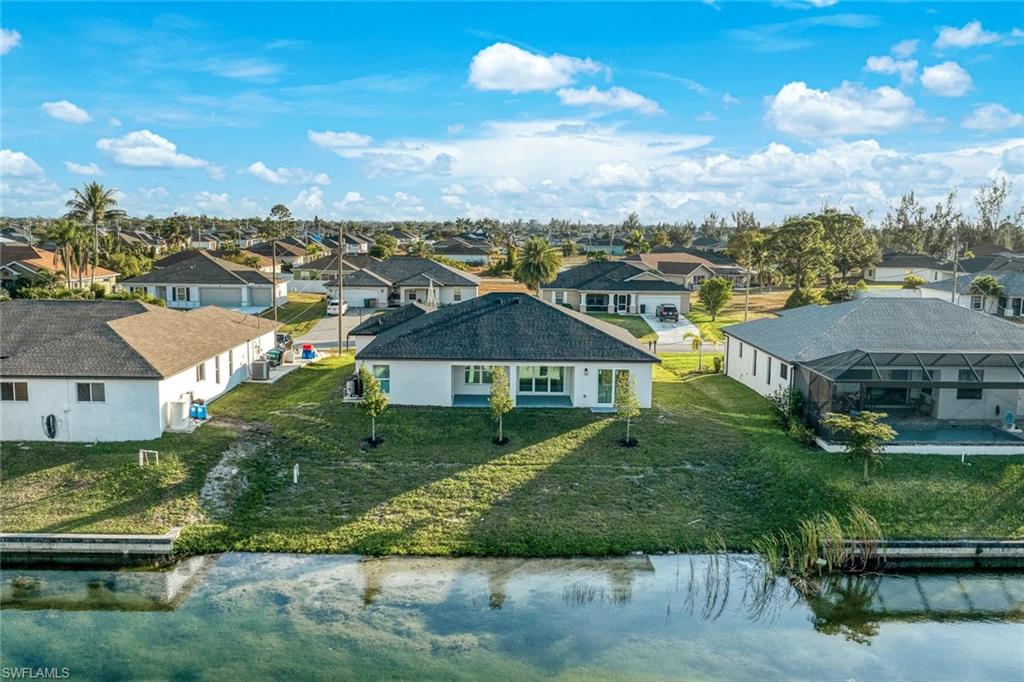 CAPE CORAL - Residential