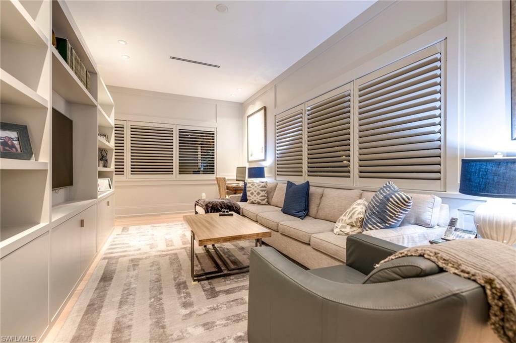 OLDE NAPLES - Residential