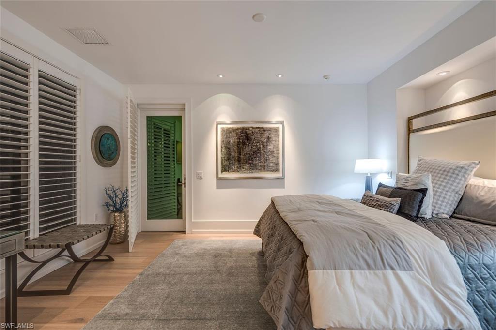 OLDE NAPLES - Residential