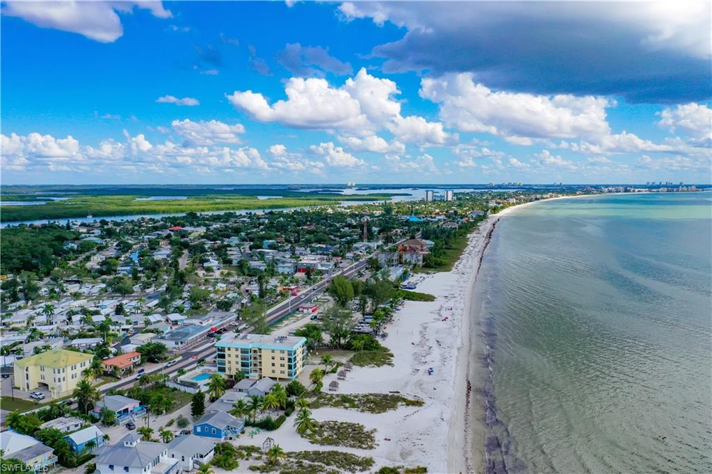 CAPER BEACH CLUB - Residential