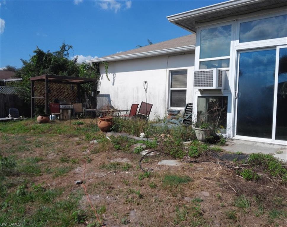 LEHIGH ACRES - Residential