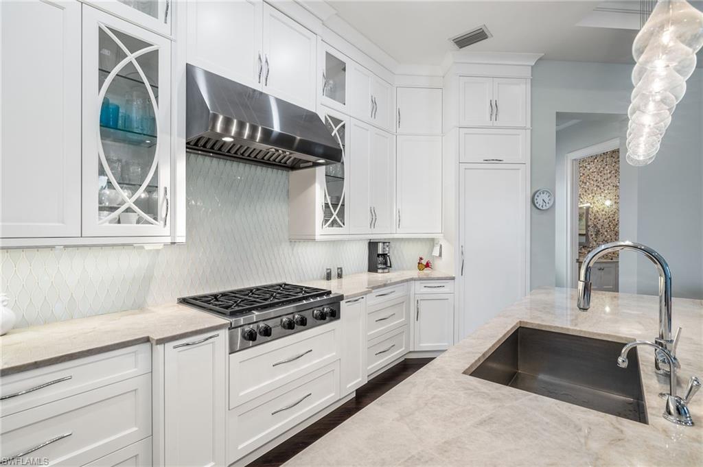 ROYAL HARBOR - Residential