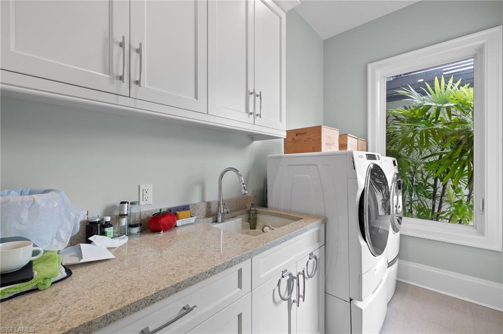 ROYAL HARBOR - Residential