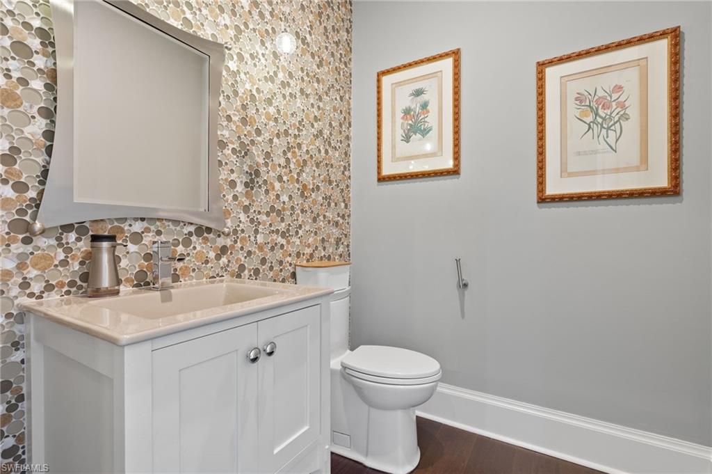 ROYAL HARBOR - Residential