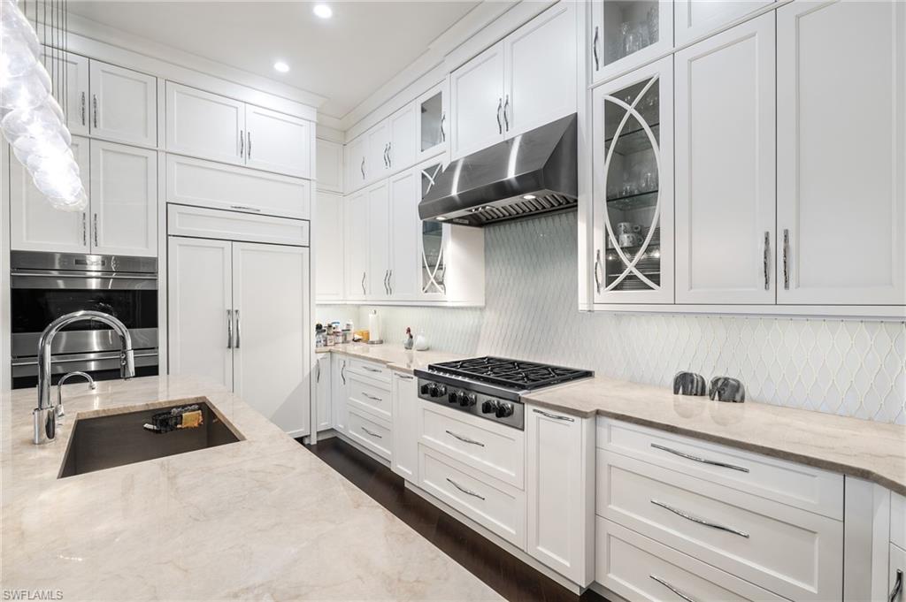 ROYAL HARBOR - Residential