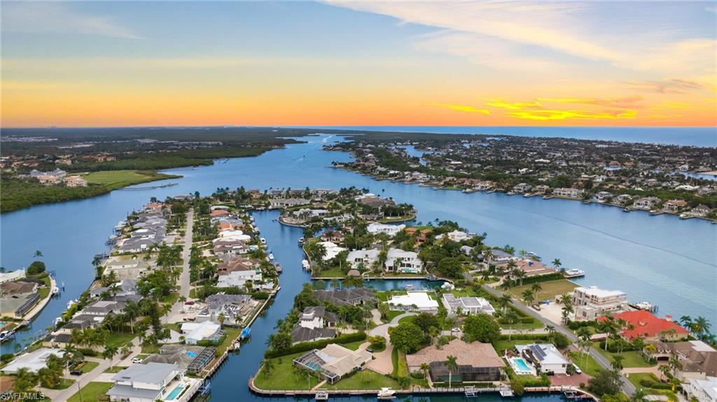 ROYAL HARBOR - Residential