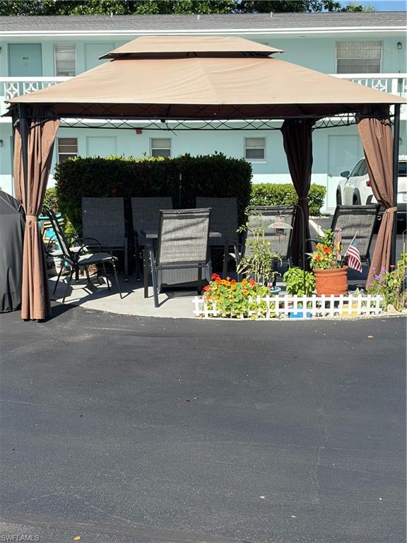 TROPIC TERRACE - Residential