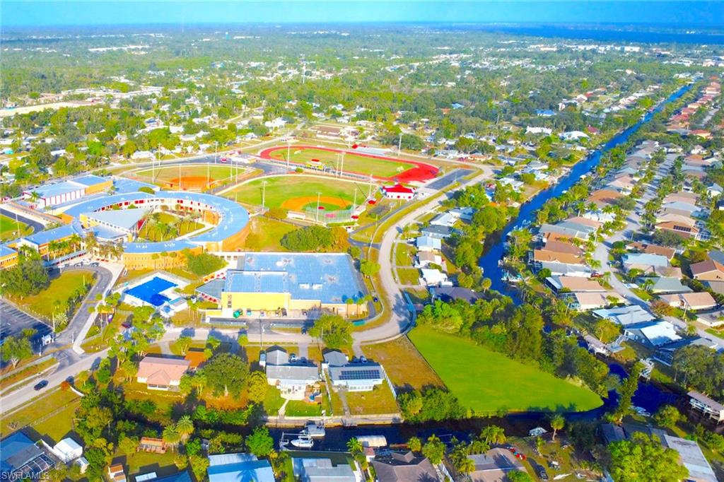 NORTH FORT MYERS - Land