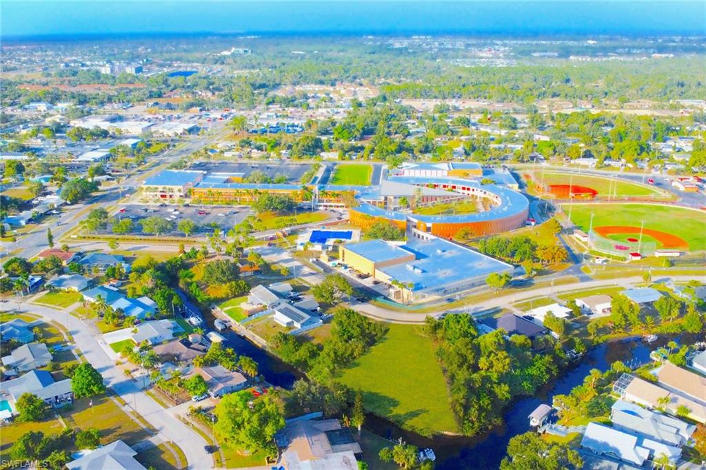 NORTH FORT MYERS - Land