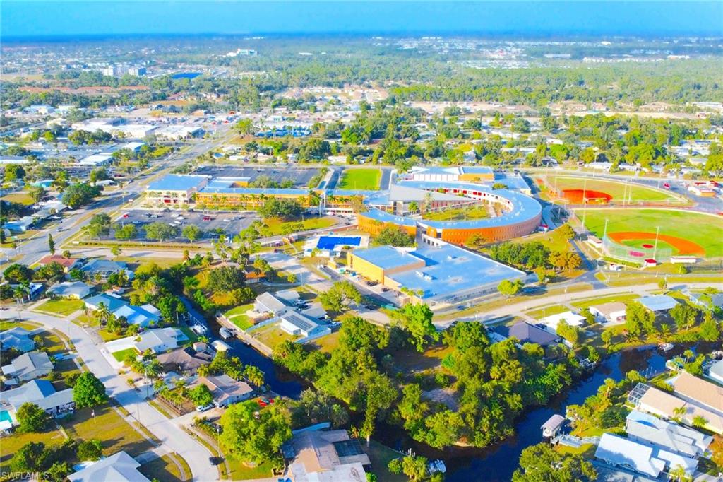 NORTH FORT MYERS - Land