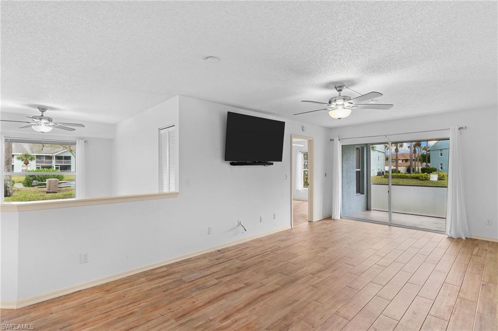 PIPERS POINTE - Residential