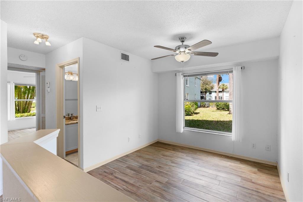 PIPERS POINTE - Residential