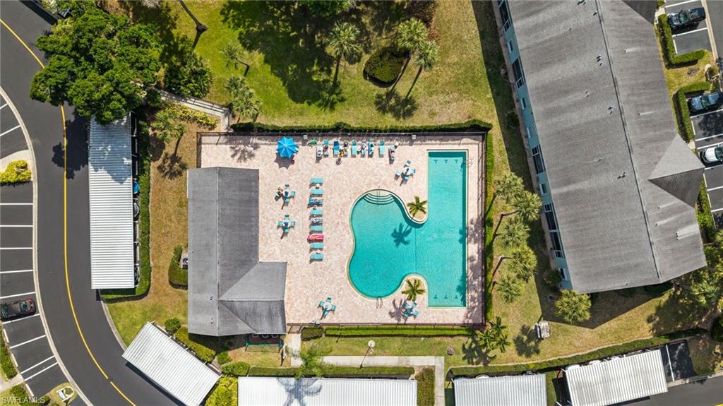 PIPERS POINTE - Residential