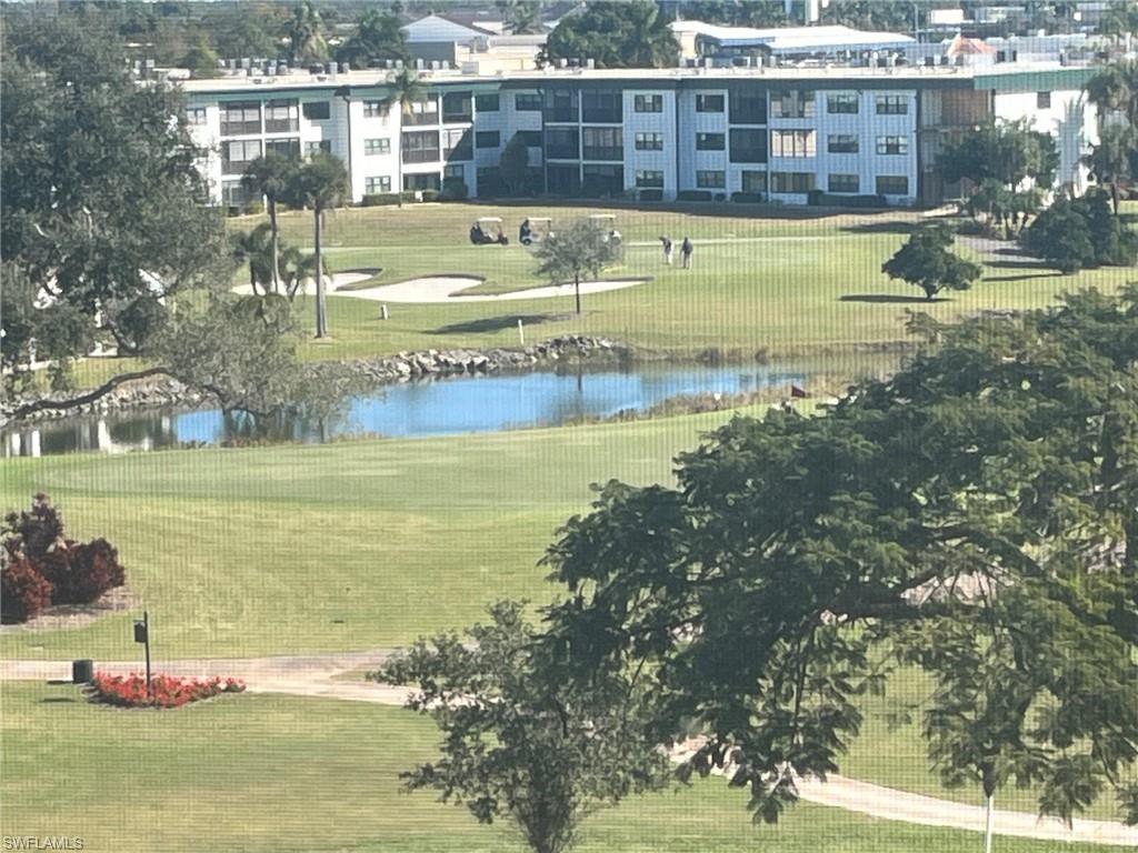 SEVEN LAKES - Residential