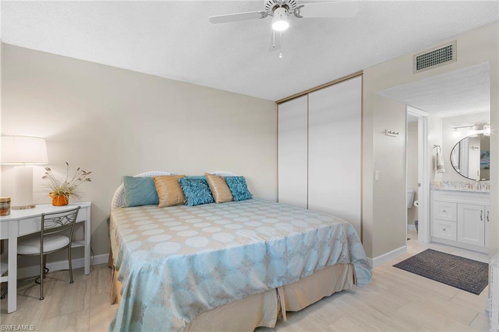 SEVEN LAKES - Residential