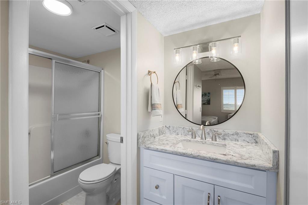 SEVEN LAKES - Residential