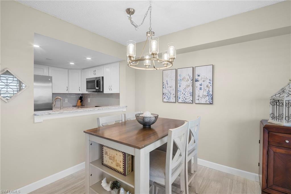 SEVEN LAKES - Residential