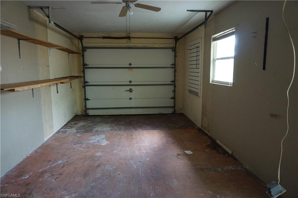 NAPLES MANOR - Residential