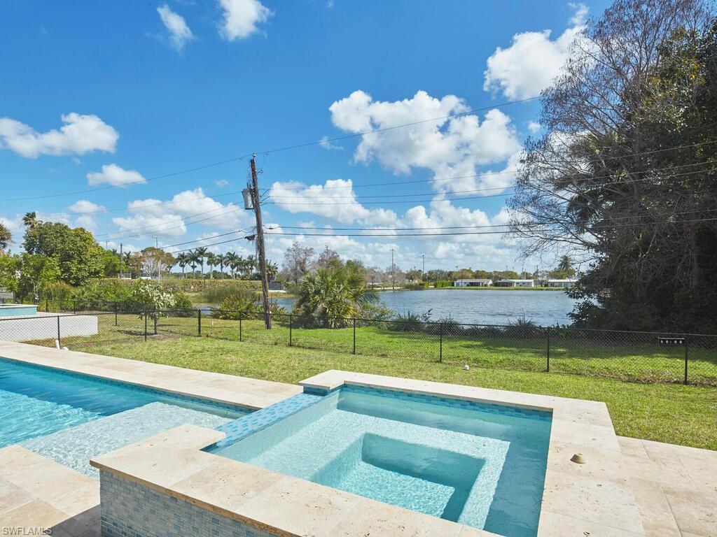 LAKE PARK - Residential Lease