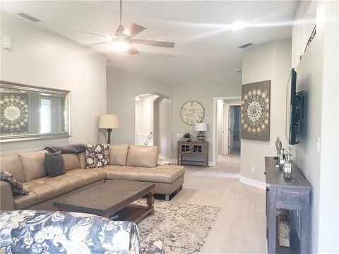 MLS: 225040944