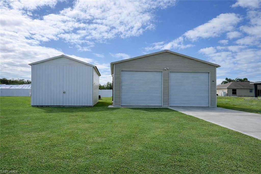 LEHIGH ACRES - Residential