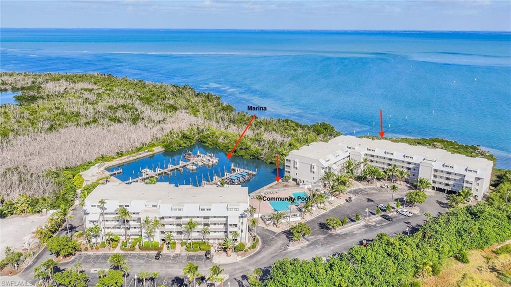 BAYSIDE VILLAS - Residential