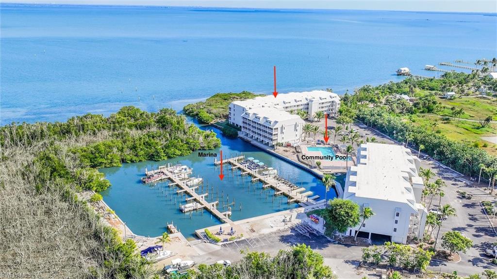 BAYSIDE VILLAS - Residential