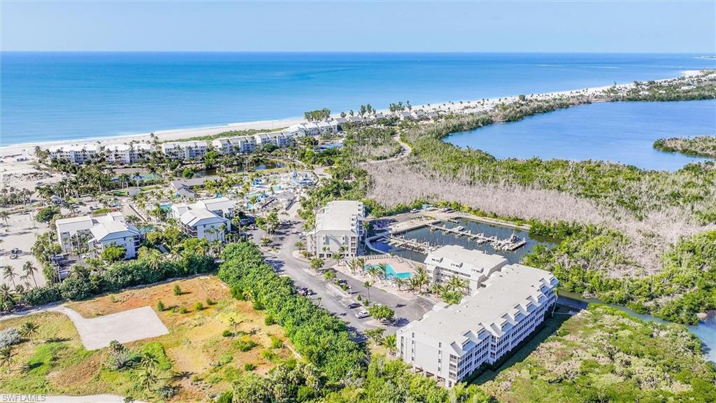 BAYSIDE VILLAS - Residential