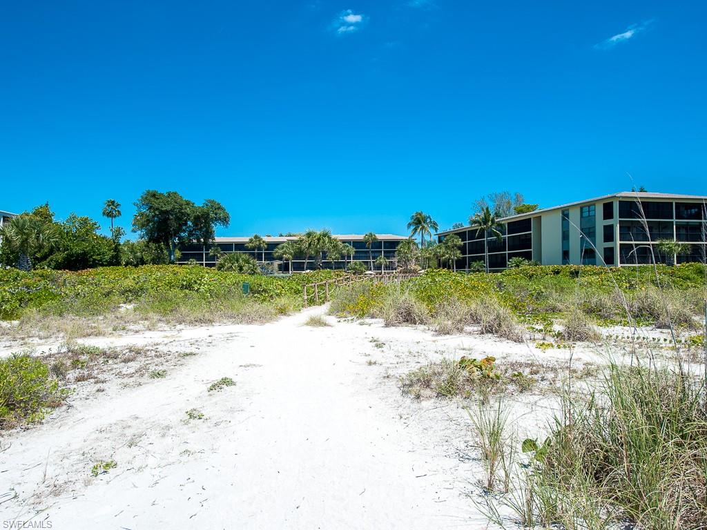 SAND POINTE - Residential