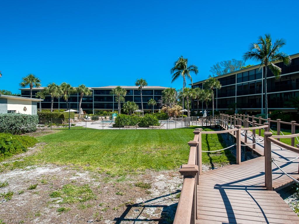 SAND POINTE - Residential