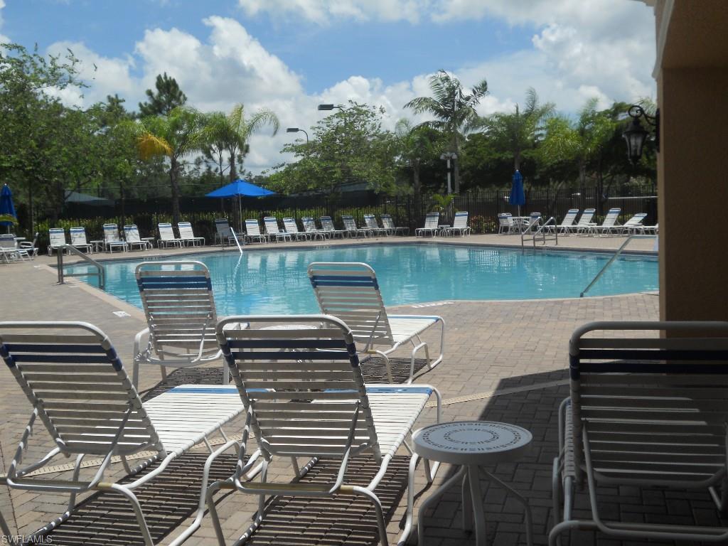 COLONNADE AT FORUM - Residential