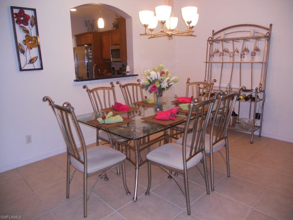 COLONNADE AT FORUM - Residential