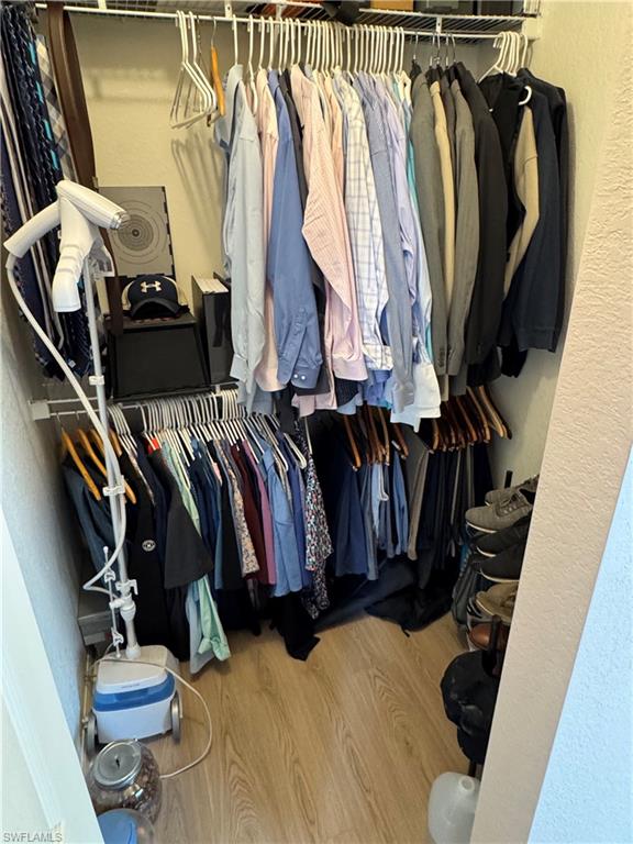 WILLOW CREEK - Residential