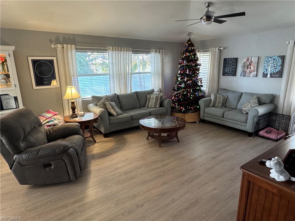 WILLOW CREEK - Residential