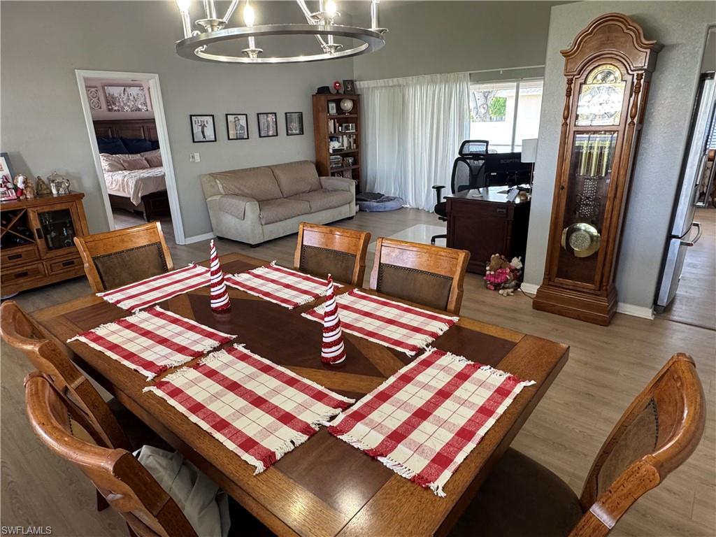 WILLOW CREEK - Residential