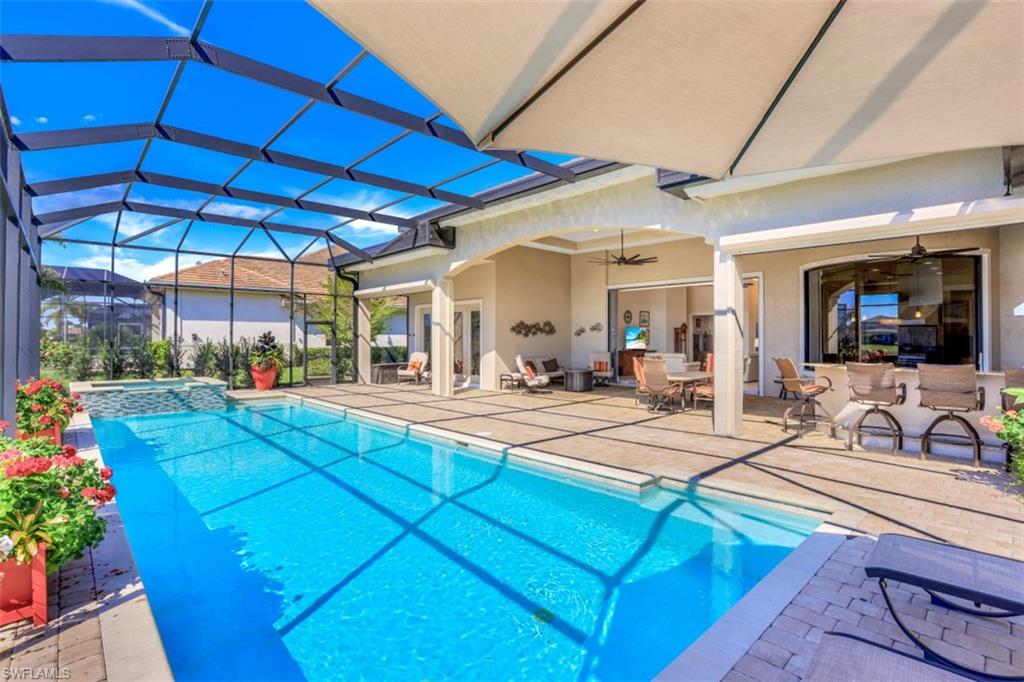 ESPLANADE - Residential