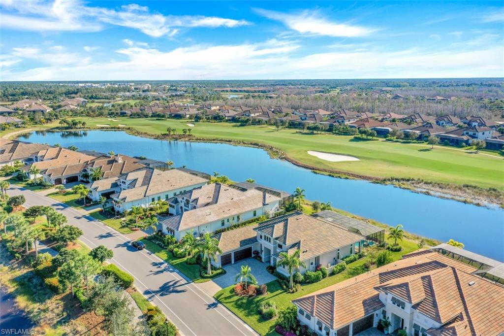 ESPLANADE - Residential