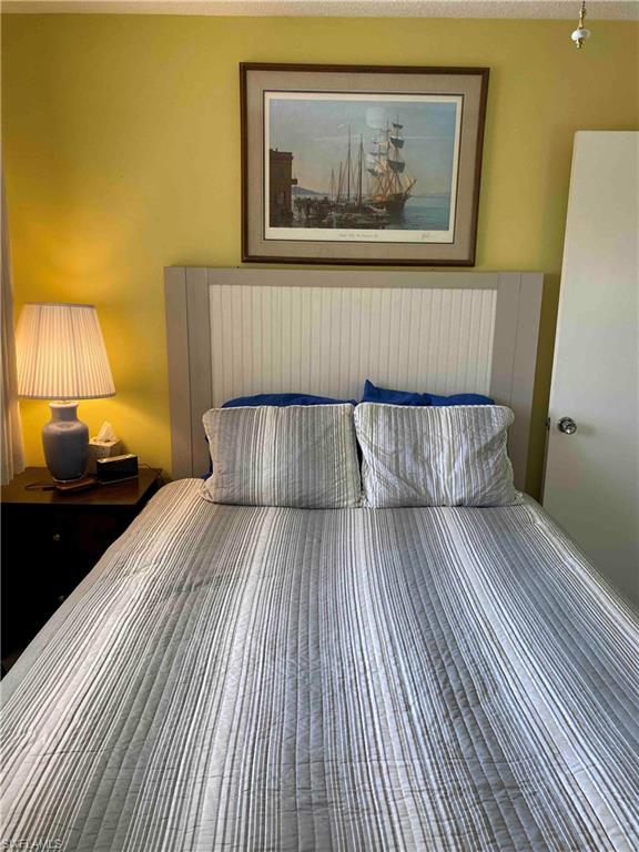 FAIRWAYS CONDO - Residential