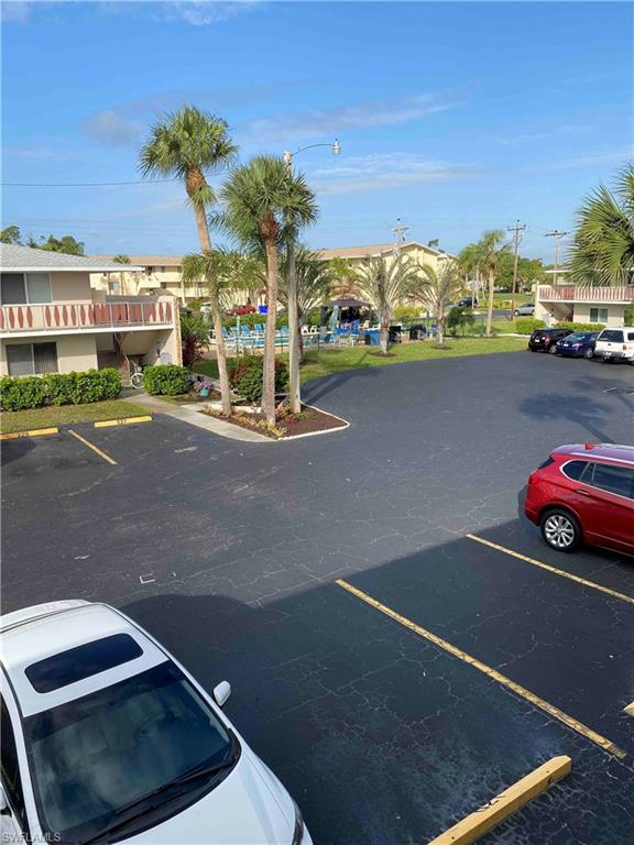 FAIRWAYS CONDO - Residential