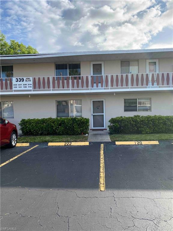 FAIRWAYS CONDO - Residential