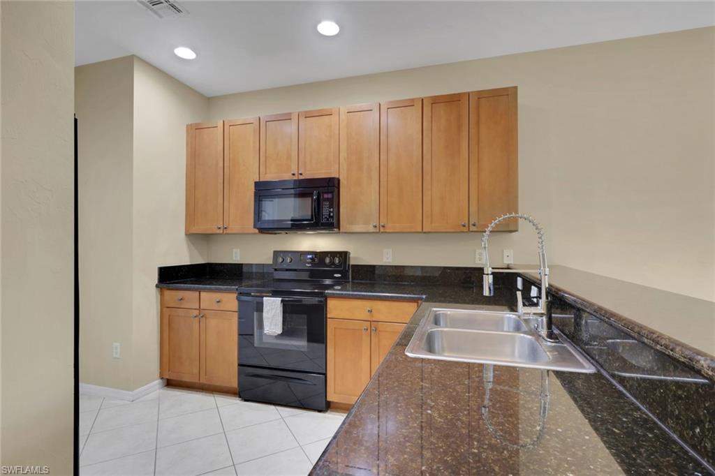 COPPER OAKS - Residential Lease