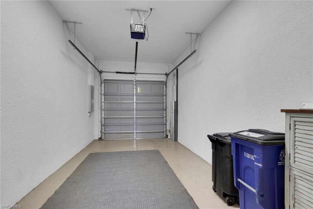 COPPER OAKS - Residential Lease