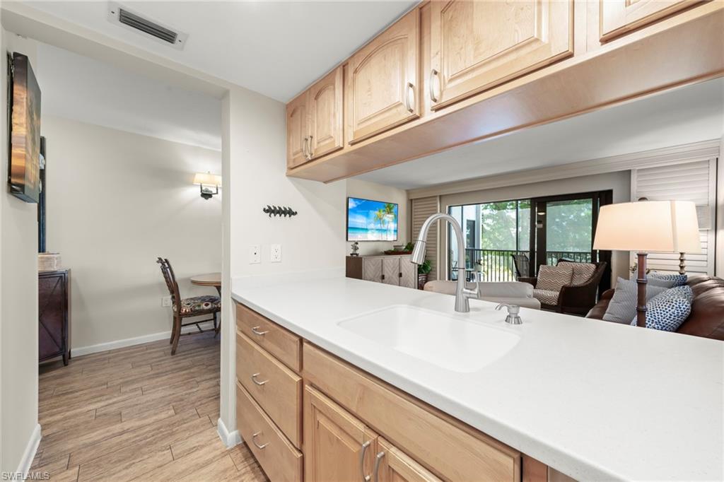 TENNIS VILLAS - Residential