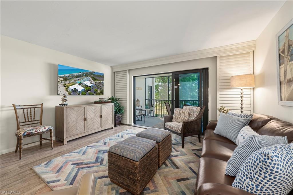 TENNIS VILLAS - Residential