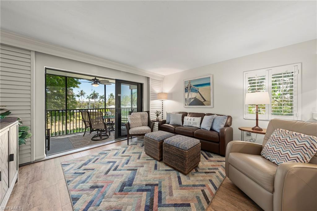 TENNIS VILLAS - Residential