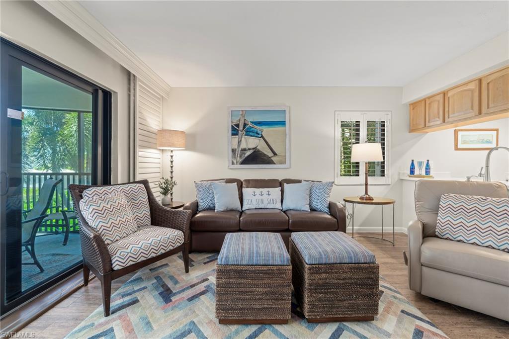 TENNIS VILLAS - Residential