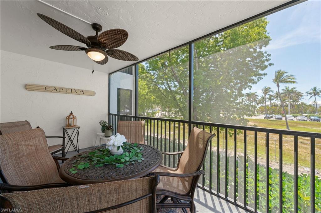TENNIS VILLAS - Residential