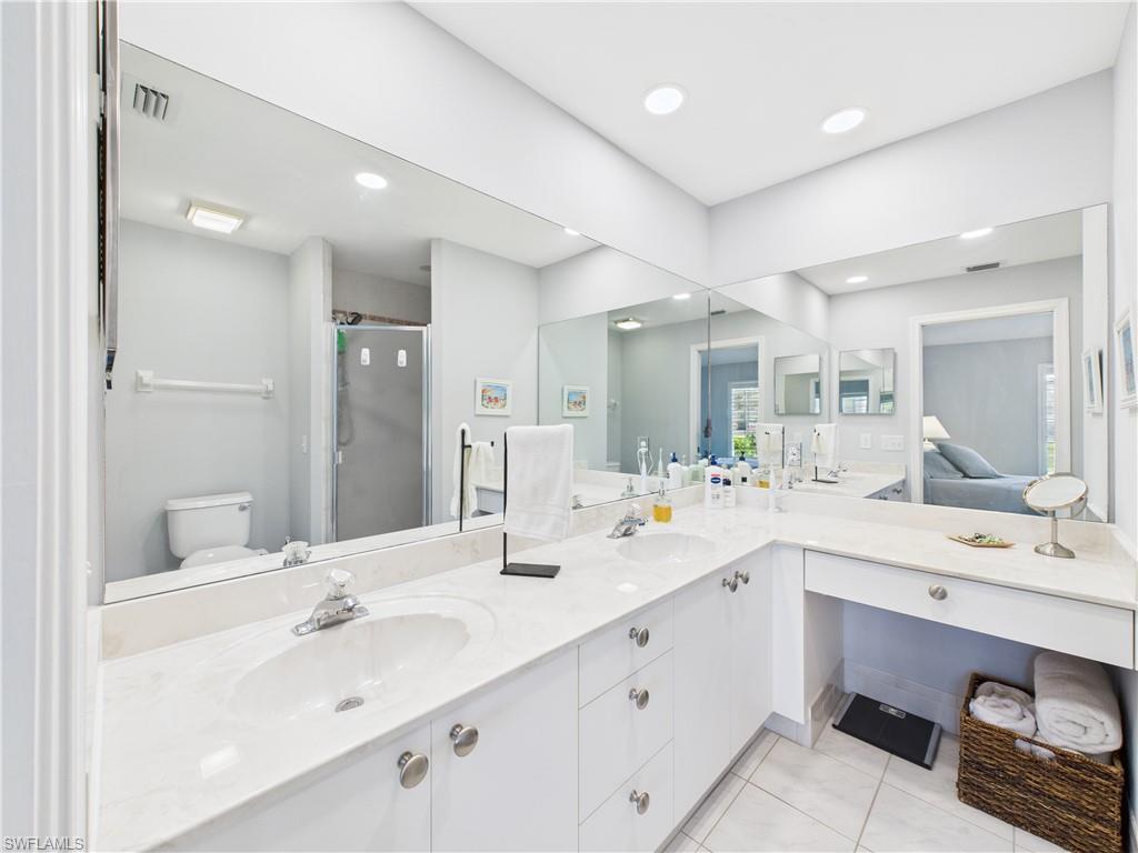 MONTCLAIR PARK VILLAS - Residential